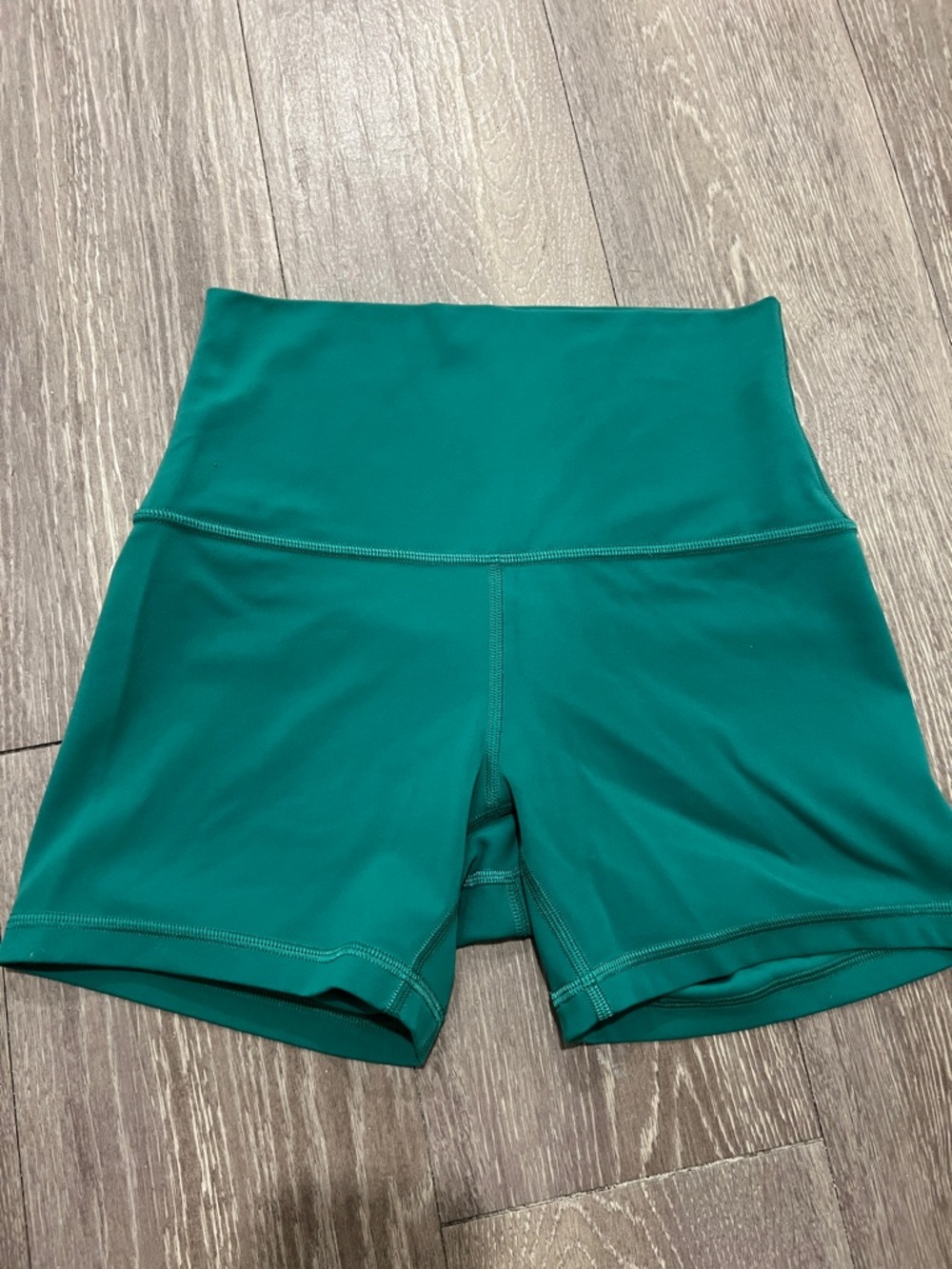 lululemon athletica High-Waist Align Shorts in Green